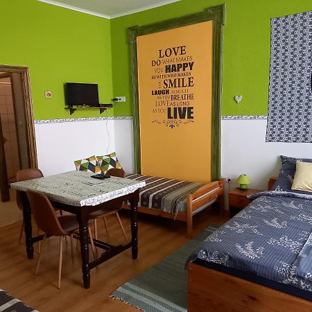 Ferienwohnung Gabor Vendeghaz Erlau Exterior foto